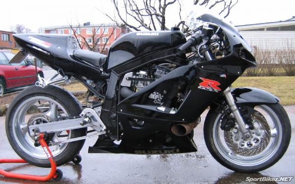 Product picture DOWNLOAD! (105 MB) 1986-1988 Suzuki GSXR 1100 MOTORCYCLE Factory Service Manual / Repair Manual - (PDF Format) !!